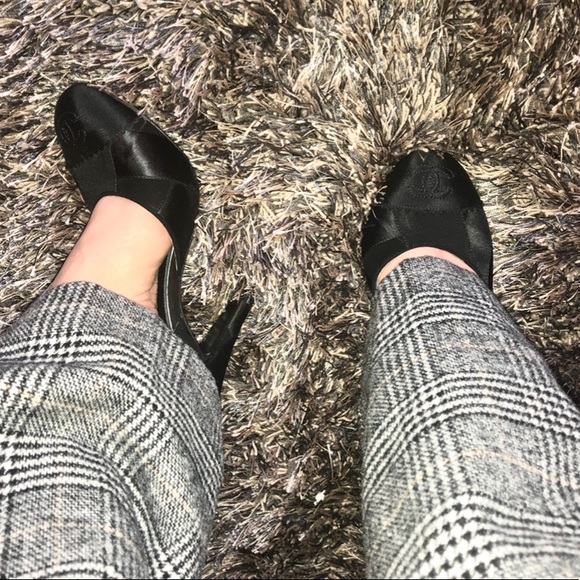 Gorgeous Chanel Heels - Picture 2 of 9